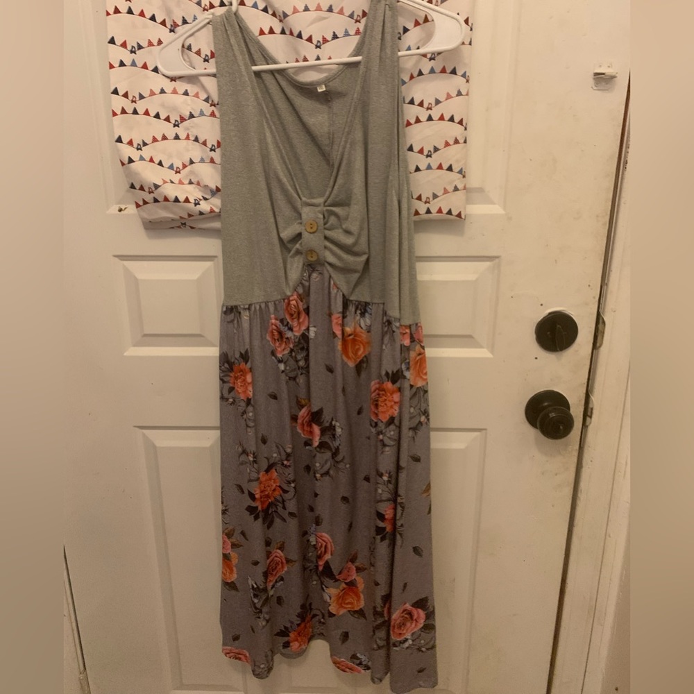 No name. Rand 2x sleeveless dress